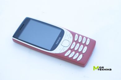 Мобільний телефон Nokia 8210 4G
